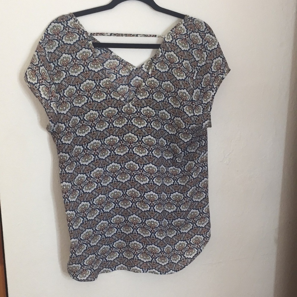 Blouse - Picture 2 of 3